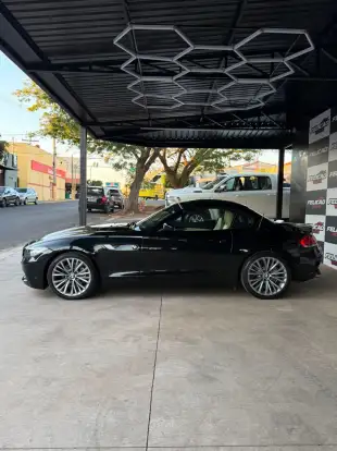 BMW-Z4-2.5 I6 GASOLINA SDRIVE23I AUTOMÁTICO BMW-Z4-2011