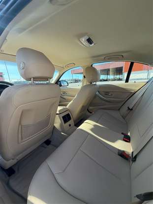 BMW-320i-2014