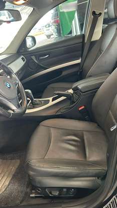 BMW-325i-2010