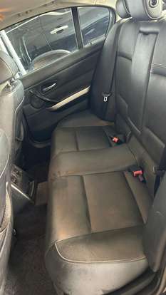 BMW-325i-2010