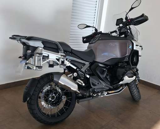BMW-R 1300 GS ADVENTURE TRIPLE BLACK BMW-R 1300 GS ADVENTURE TRIPLE BLACK-2025