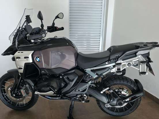 BMW-R 1300 GS ADVENTURE TRIPLE BLACK BMW-R 1300 GS ADVENTURE TRIPLE BLACK-2025