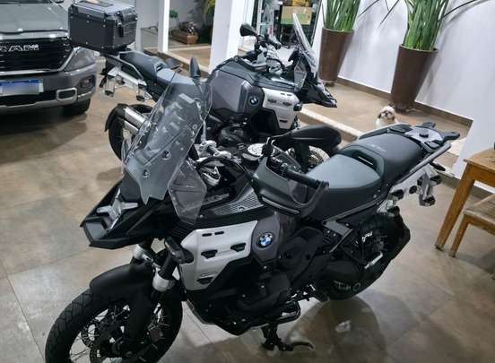 BMW-R 1300 GS ADVENTURE TRIPLE BLACK BMW-R 1300 GS ADVENTURE TRIPLE BLACK-2025