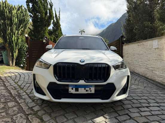 BMW-X1-2024