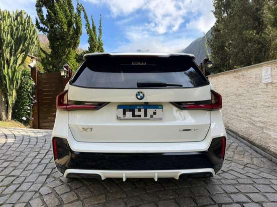 BMW-X1-2024