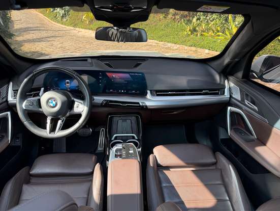 BMW-X1-2024