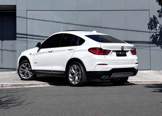BMW-X4-2016