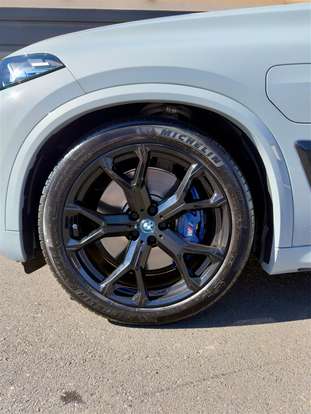 BMW-X5-2023