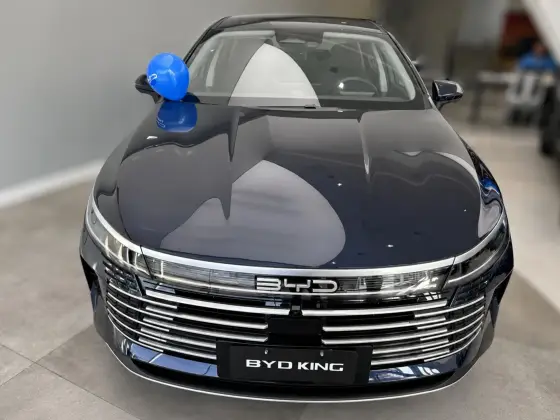BYD KING 1.5 DM-I PHEV GS AUTOMÁTICO BYD KING 1.5 DM-I PHEV GS AUTOMÁTICO