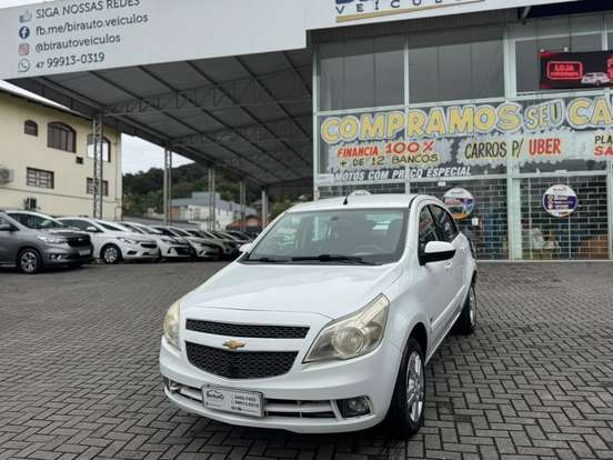 CHEVROLET-AGILE-2011