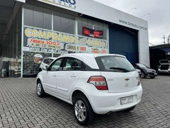 CHEVROLET-AGILE-1.4 MPFI LTZ 8V FLEX 4P MANUAL CHEVROLET-AGILE-2011
