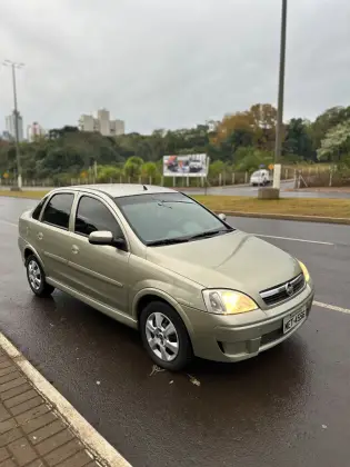 CHEVROLET CORSA 1.4 MPFI PREMIUM SEDAN 8V FLEX 4P MANUAL CHEVROLET CORSA 1.4 MPFI PREMIUM SEDAN 8V FLEX 4P MANUAL