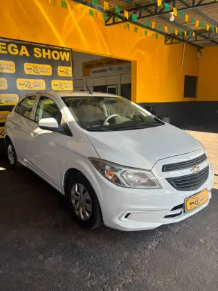CHEVROLET ONIX 1.0 MPFI JOY 8V FLEX 4P MANUAL