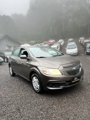 CHEVROLET-ONIX-2013