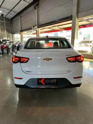 CHEVROLET-ONIX-2023