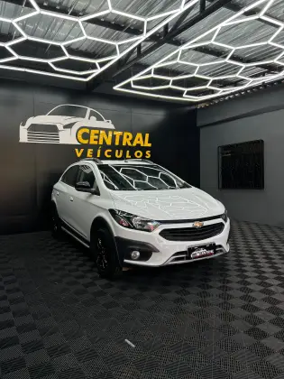 CHEVROLET ONIX 1.4 MPFI LTZ 8V FLEX 4P AUTOMÁTICO CHEVROLET ONIX 1.4 MPFI LTZ 8V FLEX 4P AUTOMÁTICO