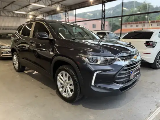 CHEVROLET-TRACKER-2023