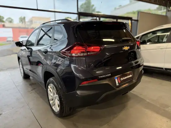 CHEVROLET-TRACKER-2023