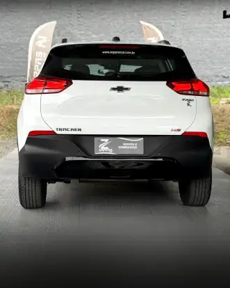 CHEVROLET-TRACKER-2023