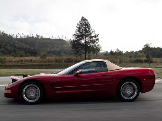 CHEVROLET-CORVETTE-5.7 CONVERSÍVEL V8 GASOLINA 2P MANUAL CHEVROLET-CORVETTE-2002