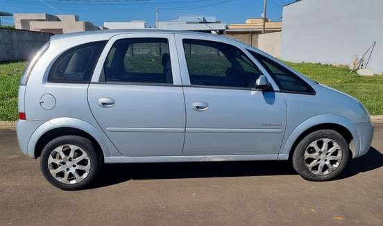 CHEVROLET-MERIVA-2011