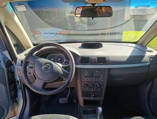 CHEVROLET-MERIVA-2011
