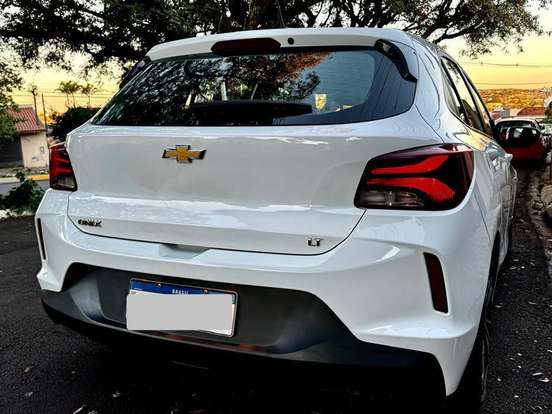 CHEVROLET-ONIX-2024