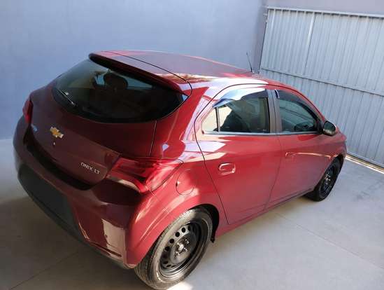 CHEVROLET-ONIX-2017