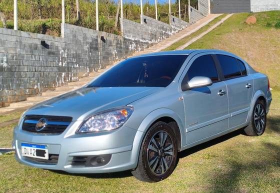 CHEVROLET VECTRA 2.0 MPFI ELEGANCE 8V FLEX 4P MANUAL