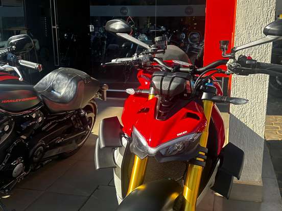 DUCATI-STREETFIGHTER V4 S DUCATI-STREETFIGHTER V4 S-2022