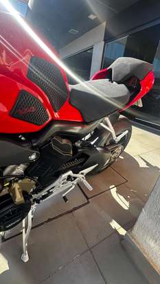 DUCATI-STREETFIGHTER V4 S-2022