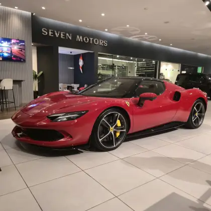 FERRARI 296 GTB 3.0 V6 TURBO PHEV F1-DCT