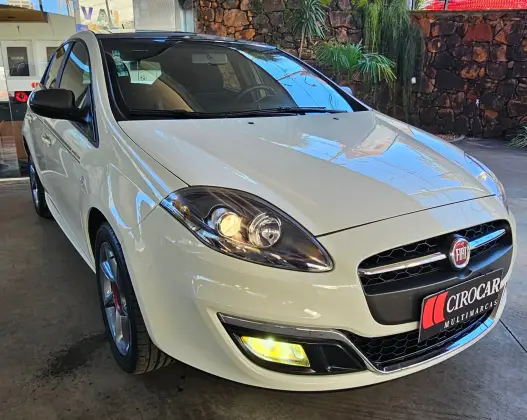 FIAT BRAVO 1.8 SPORTING 16V FLEX 4P MANUAL FIAT BRAVO 1.8 SPORTING 16V FLEX 4P MANUAL