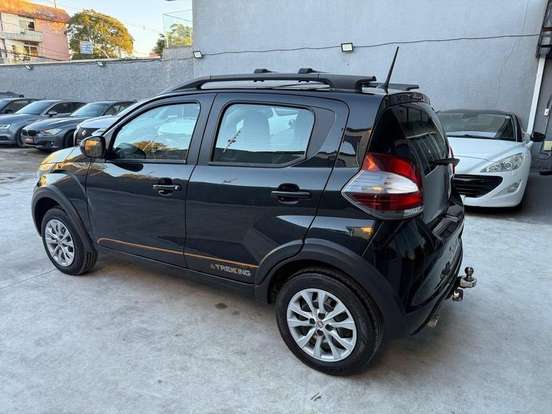 FIAT-MOBI-1.0 EVO FLEX TREKKING MANUAL FIAT-MOBI-2023