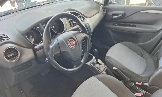 FIAT-PUNTO-1.6 ESSENCE 16V FLEX 4P AUTOMATIZADO FIAT-PUNTO-2013