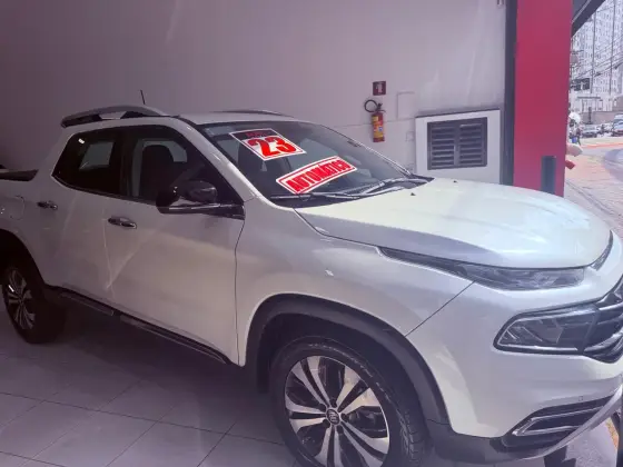FIAT TORO 2.0 16V TURBO DIESEL VOLCANO 4WD AT9 FIAT TORO 2.0 16V TURBO DIESEL VOLCANO 4WD AT9
