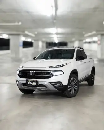 FIAT TORO 2.0 16V TURBO DIESEL VOLCANO 4WD AT9 FIAT TORO 2.0 16V TURBO DIESEL VOLCANO 4WD AT9