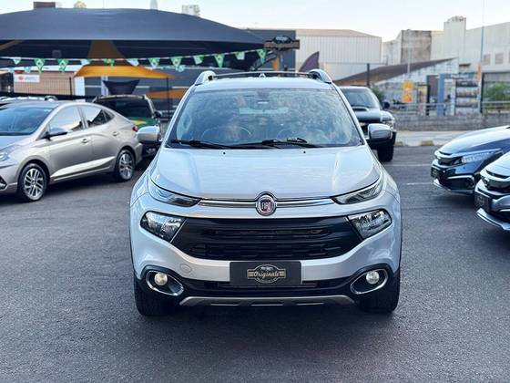 FIAT TORO 2.0 16V TURBO DIESEL FREEDOM 4WD AT9