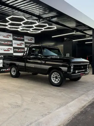FORD F-1000 3.9 SUPER SÉRIE 4X2 CS 8V TURBO DIESEL 2P MANUAL