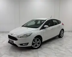 FORD FOCUS 2.0 SE PLUS FASTBACK 16V FLEX 4P POWERSHIFT FORD FOCUS 2.0 SE PLUS FASTBACK 16V FLEX 4P POWERSHIFT