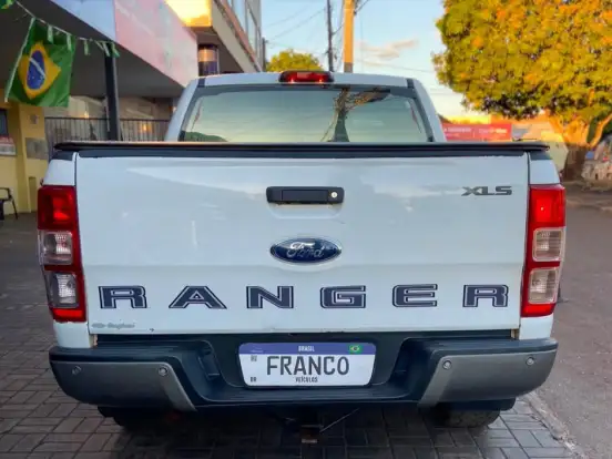 FORD-RANGER-2.2 XLS 4X4 CD 16V DIESEL 4P AUTOMÁTICO FORD-RANGER-2017