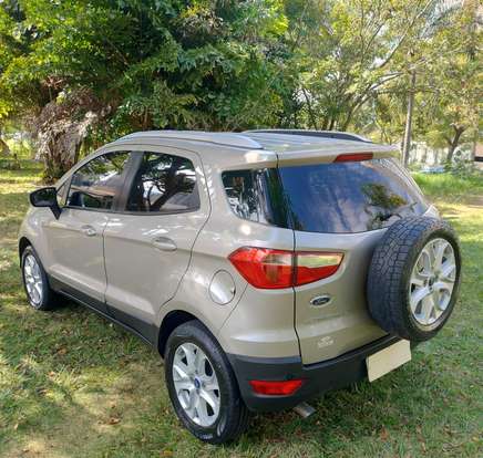 FORD-ECOSPORT-2014