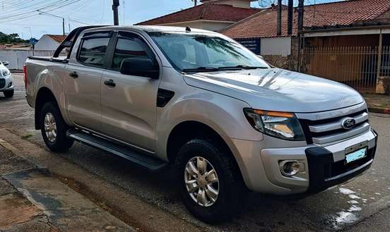 FORD-RANGER-2013