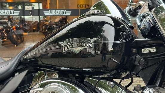 HARLEY-DAVIDSON-ROAD KING CLASSIC-2013