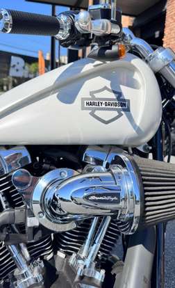 HARLEY-DAVIDSON-SOFTAIL BREAKOUT-2016