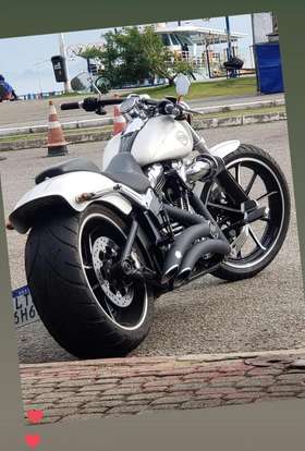 HARLEY-DAVIDSON-SOFTAIL BREAKOUT-2016