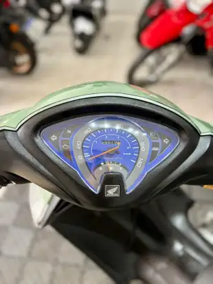 HONDA-BIZ 125 ES HONDA-BIZ 125 ES-2011