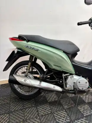 HONDA-BIZ 125 ES HONDA-BIZ 125 ES-2011