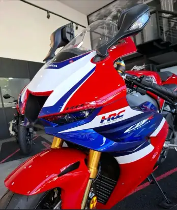 HONDA-CBR 1000RR-R FIREBLADE SP-2026