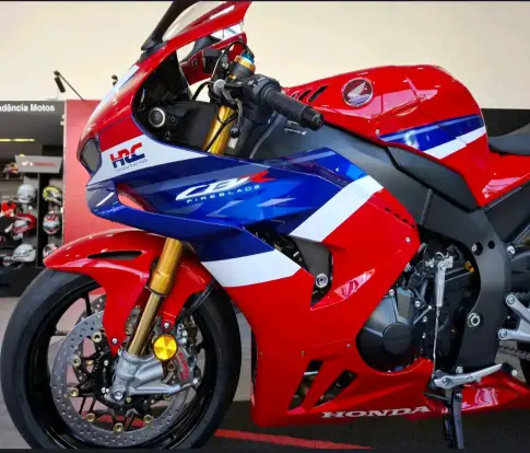 HONDA-CBR 1000RR-R FIREBLADE SP HONDA-CBR 1000RR-R FIREBLADE SP-2026